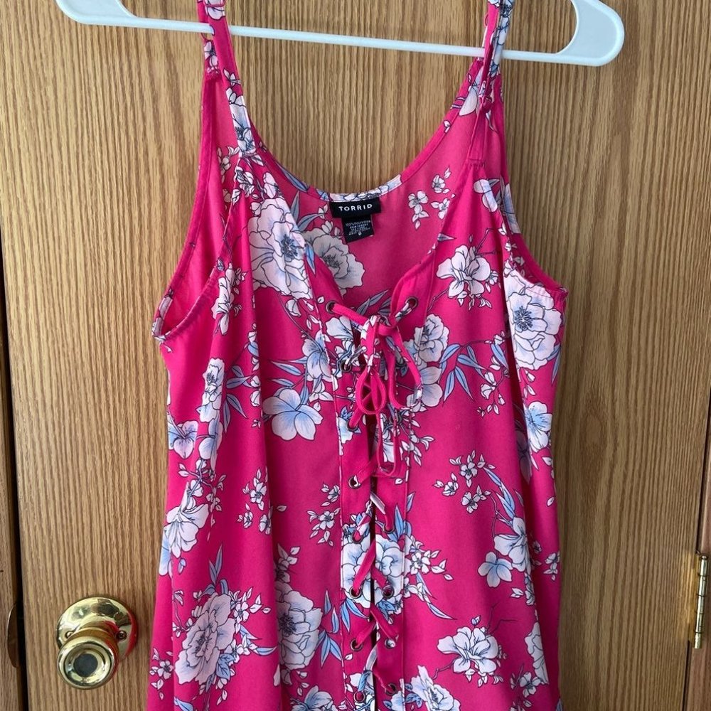 Torrid Pink Floral Lace-up Tank